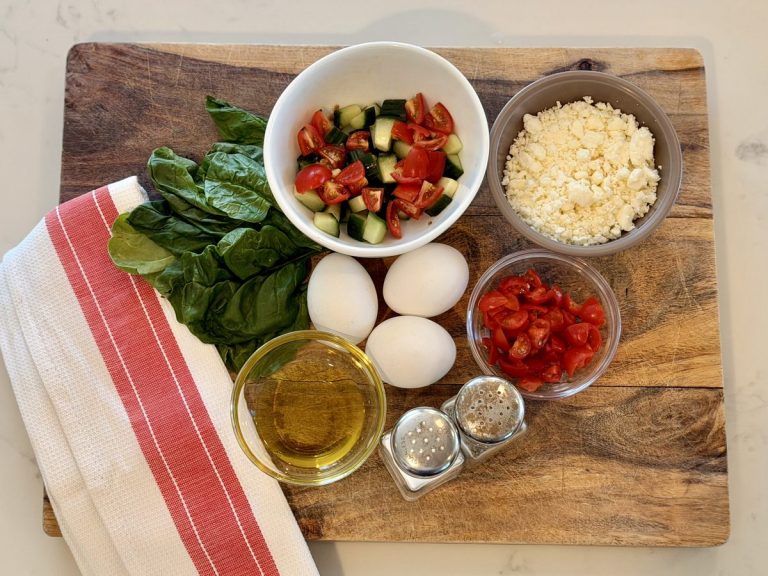 Veggie omelet spinach feta